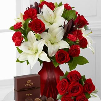 FTD Hearts in Harmony Bouquet & Chocolates