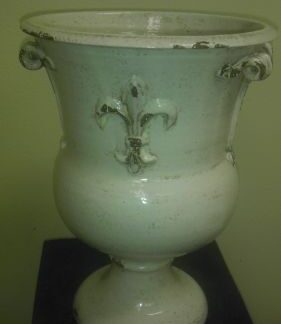 Ivory Aprille Urn