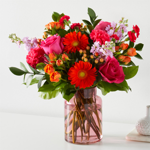Pink Cinch vase Spring Flowers