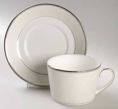 Pointe D'esprit Tea Cup and Saucer