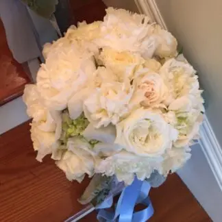 Bridal of white and cream