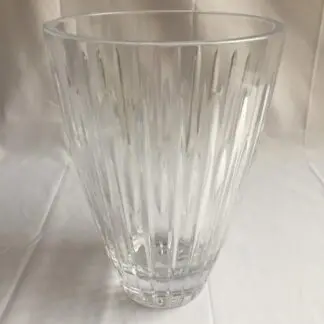 Mara 9" Crystal Vase